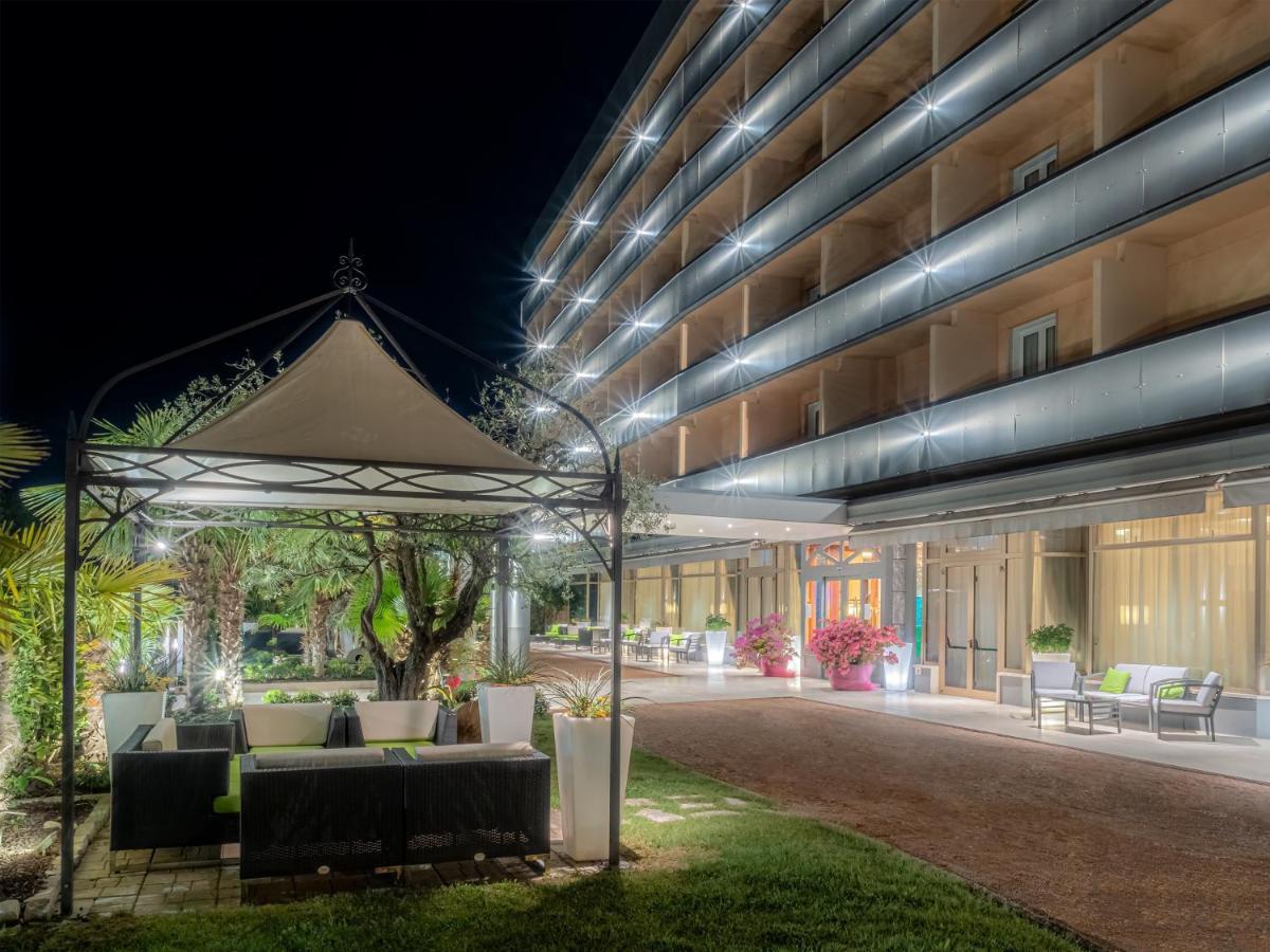 Hotel Terme Cristoforo Abano Terme Esterno foto